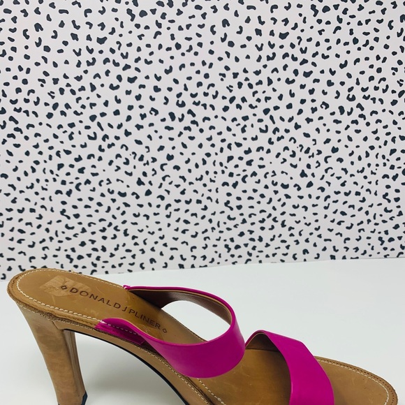 Donald J Pliner Leather Heels - Picture 10 of 16